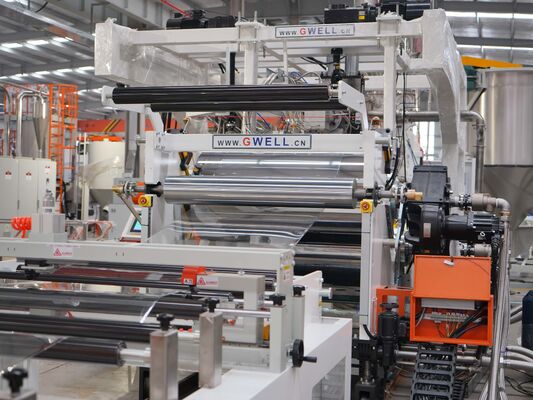buy Fully Automatic Plastic Sheet Extrusion Line with Calibrating Boards 4 Groups and 0.3-2mm Thickness for Customized Colors online manufacture